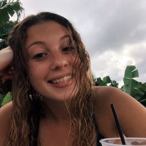 Meet your Posher, Chaeli